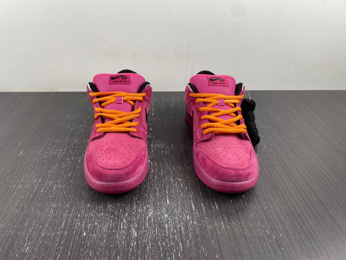 the powerpuff girls x nike sb dunk low “buttercup” fz8319-600