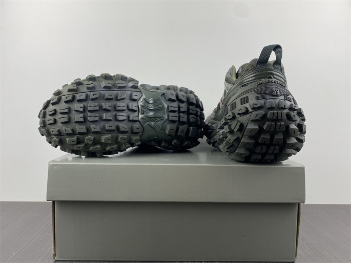 Ba*len*cia*ga defender 8000029