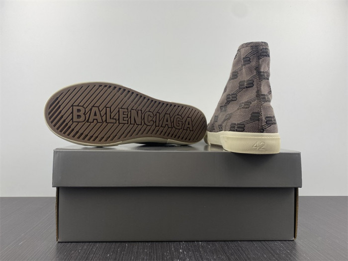 Ba*len*cia*ga sneaker