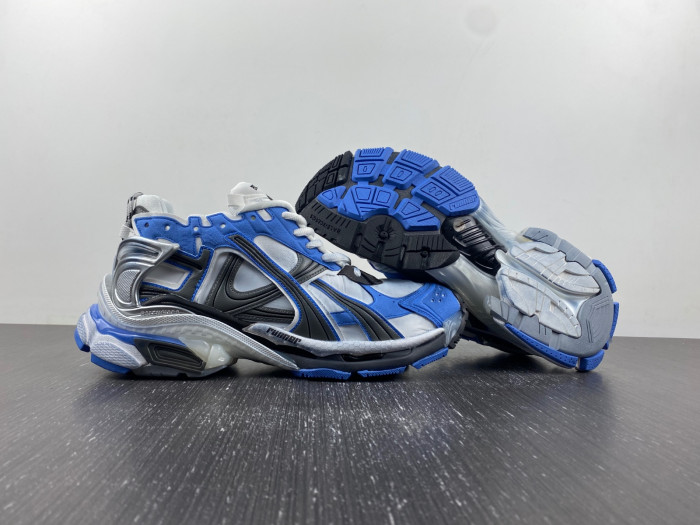 Ba*len*cia*ga runner sneaker