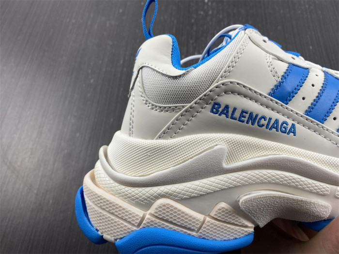 Ba*len*cia*ga triple s sneaker 8000020