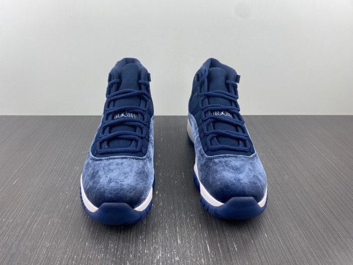 air jordan 11 velvet “midnight navy” ar0715-441