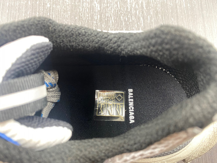 Ba*len*cia*ga 3xl sneaker 8000077