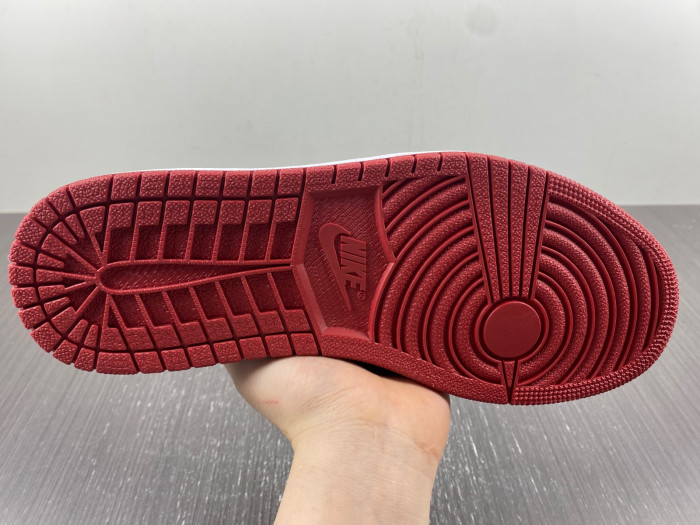 jordan 1 retro low bred 705329-001