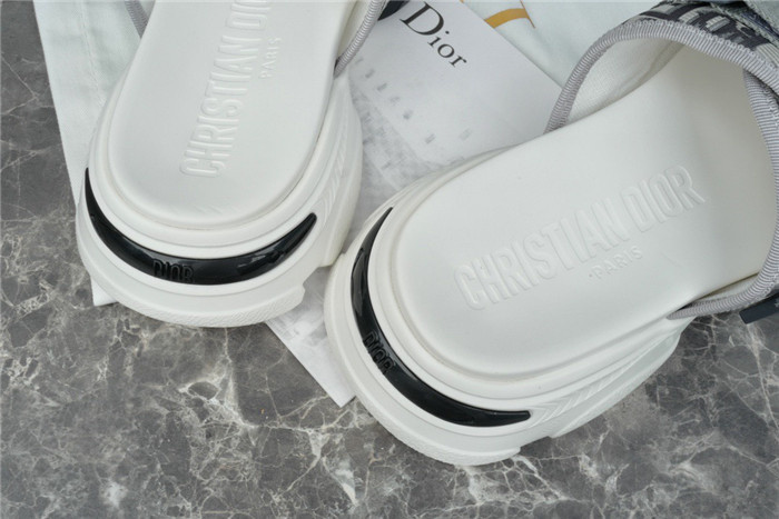 dio* sandals ds43