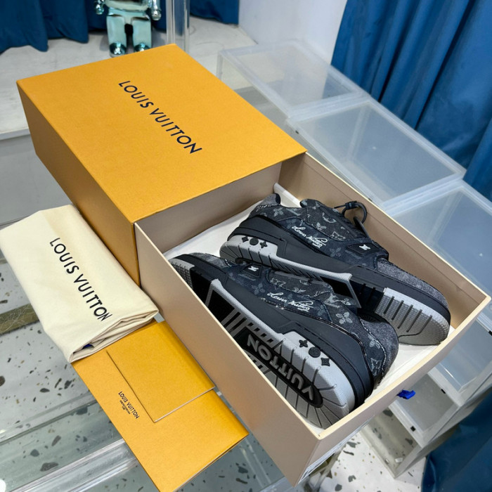 lv snekaers l0000151