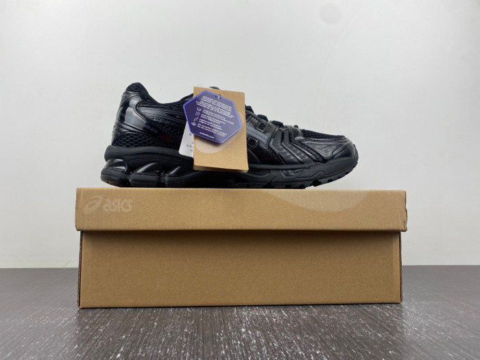 As*ic*s sneakers 1203a019