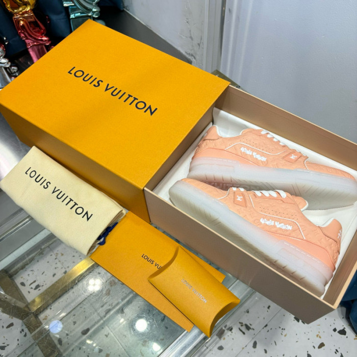 lv snekaers l0000189