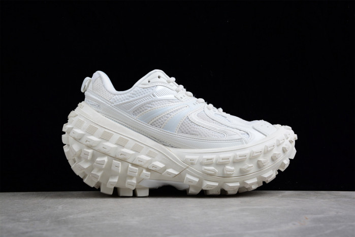 Ba*len*cia*ga defender sneaker