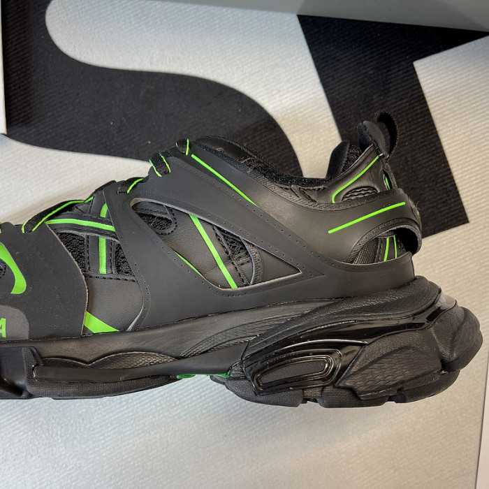 Ba*len*cia*ga track sneaker