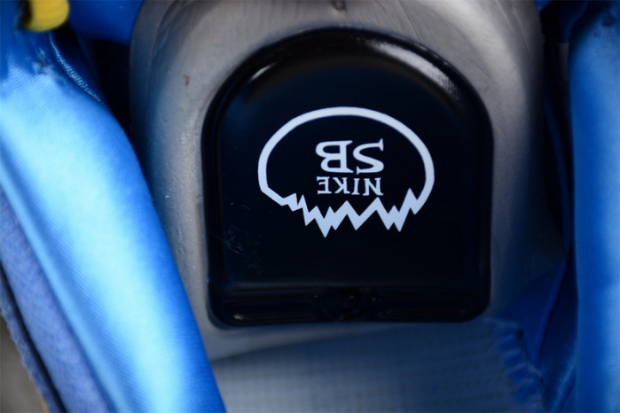 the powerpuff girls x nike sb dunk low “bubbles” fz8320-400