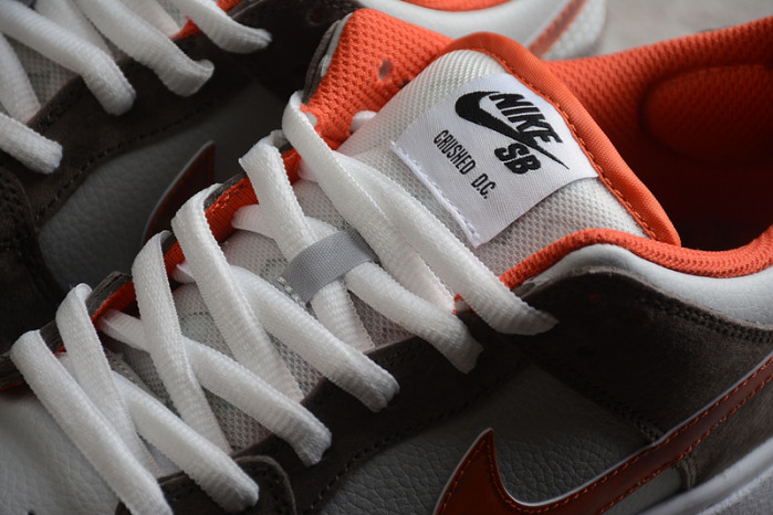 crushed d.c. x nike sb dunk low dh7782-001