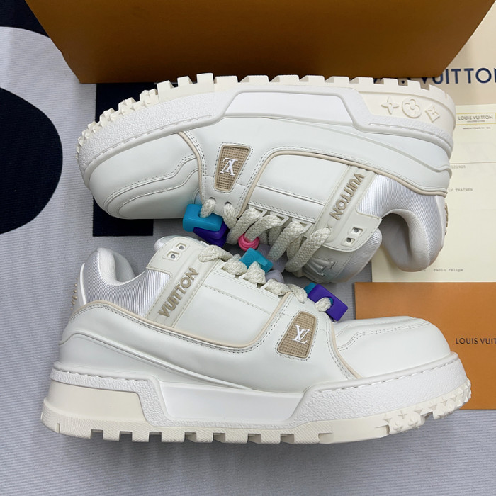 lv snekaers l0000123