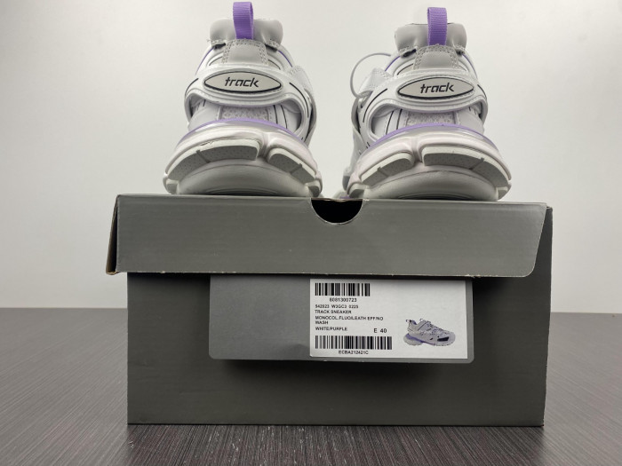 Ba*len*cia*ga track w3gc3 0225