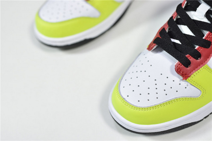 nike sb dunk low green strike dd1503-106