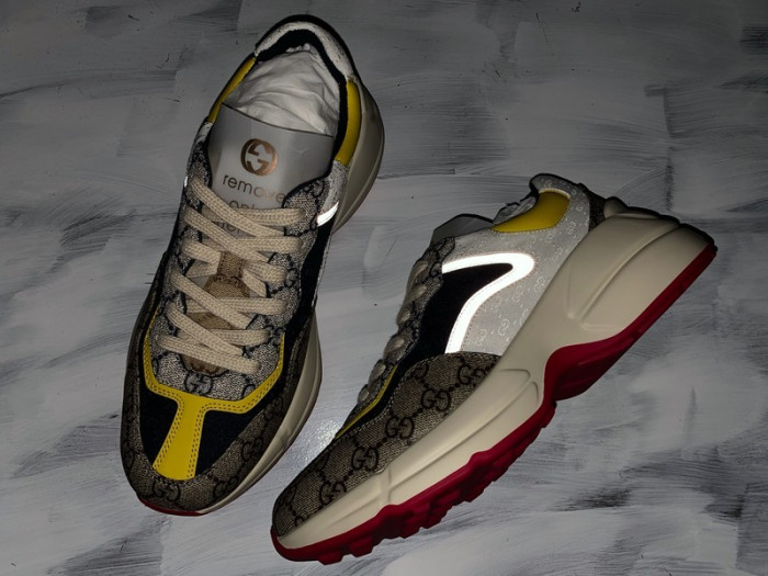 G*u*i* rhyton sneaker
