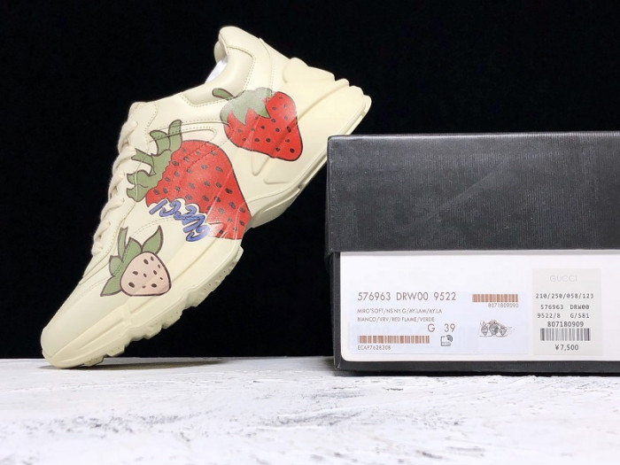 G*u*i* rhyton sneaker