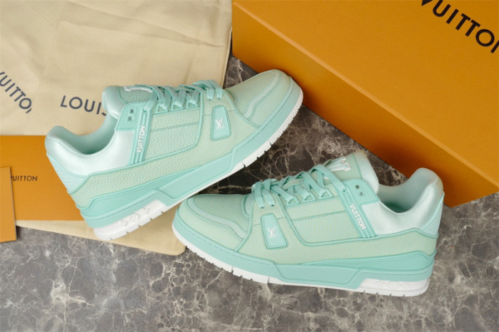 lv snekaers l0000311