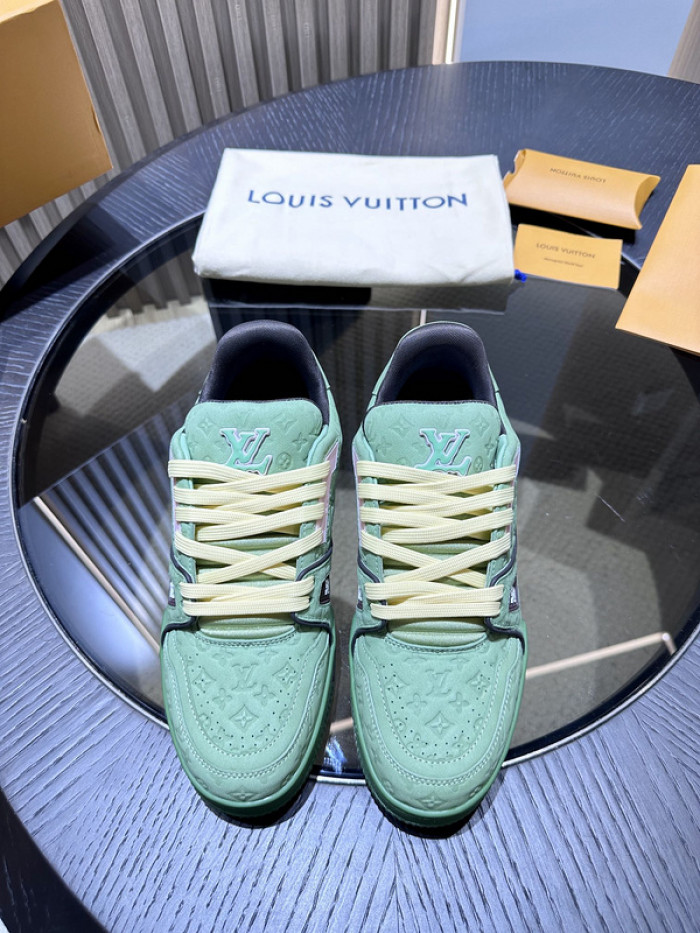 lv snekaers l0000161