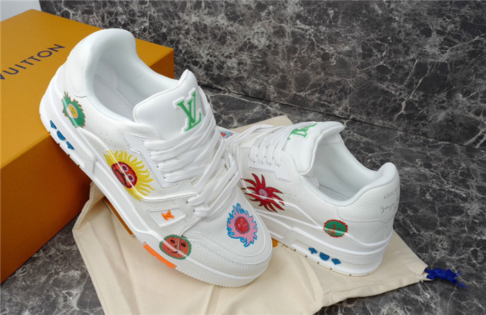 lv snekaers l0000327