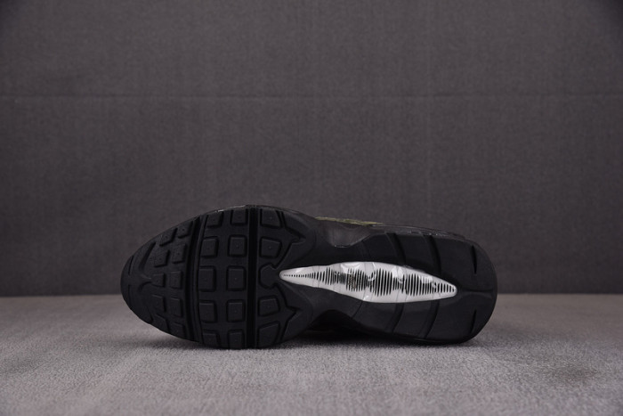 nike air max 95 cargo khaki reflective dz4511-300