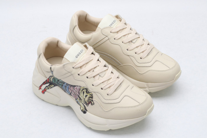 G*u*i* rhyton sneaker