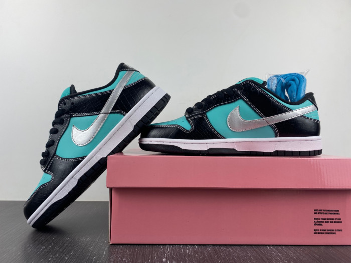 nike dunk sb low D1am0nd s*pply co. "t*f*ny" 304292-402