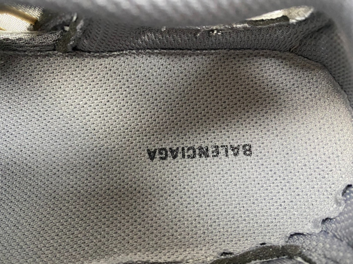 Balenciaga TRACK 8000004
