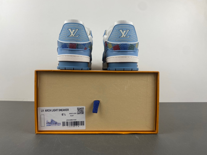 LV snekaers L0000535