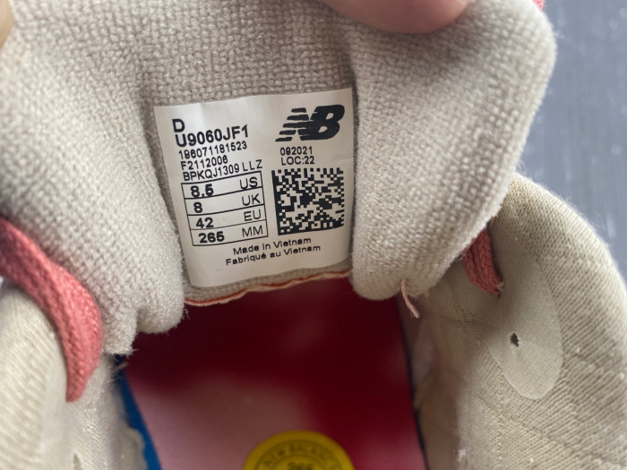 Bape x New Balance 2002R M2002RHO DFY13