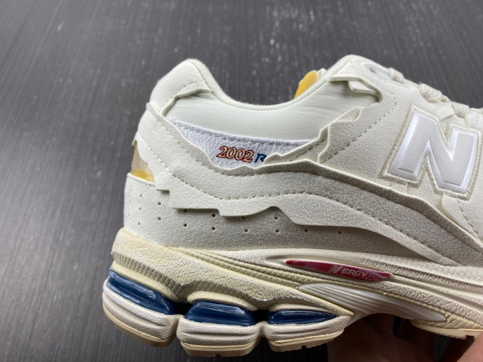 Bape x New Balance 2002R M2002RHO DFY11