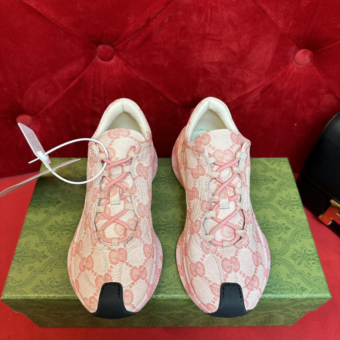 G*u*i* sneaker gc172