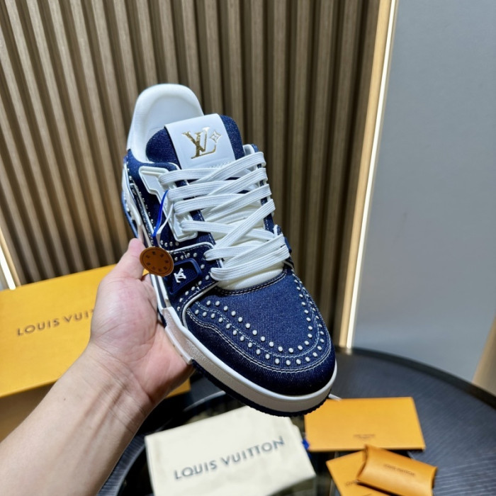 LV snekaers L0000667