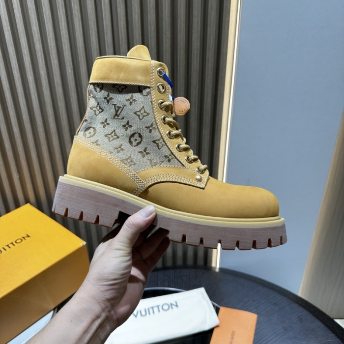 LV Boots L0000657