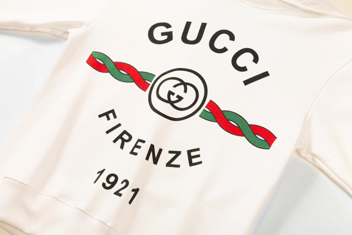 Gv*c1 HOODIE GH10