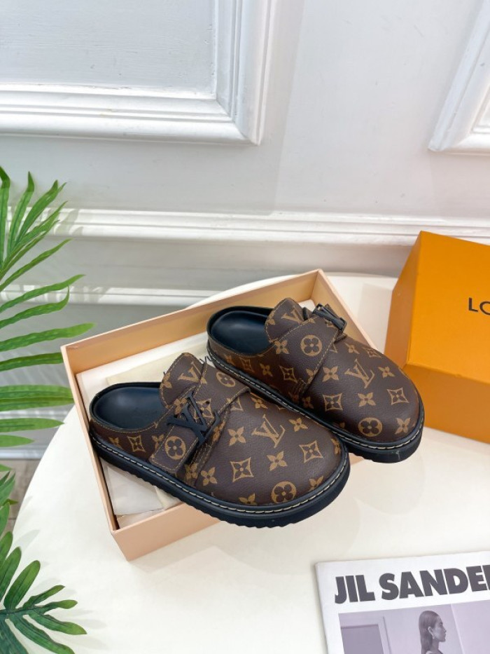 L&V sandal 242