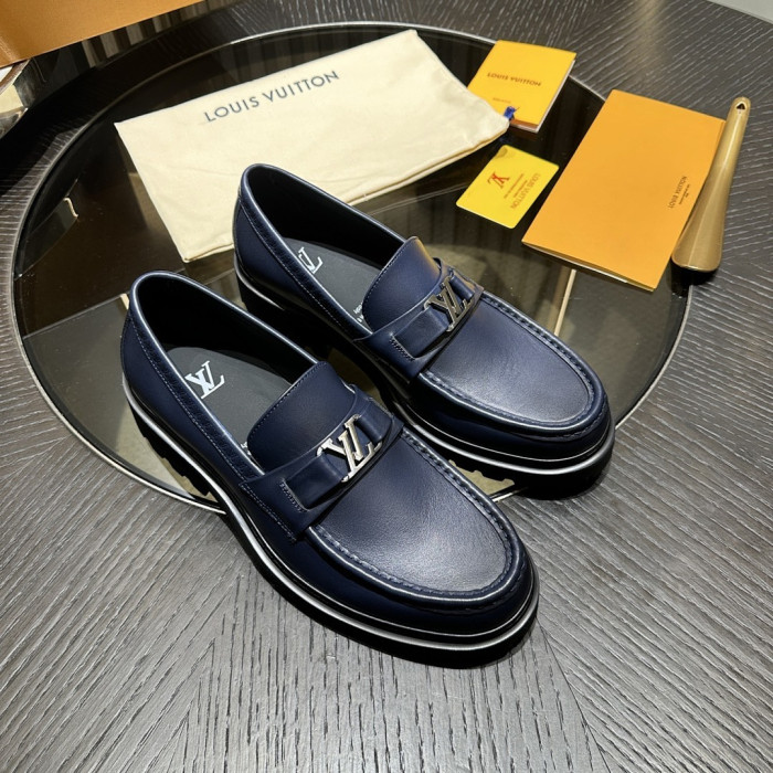 LV LOAFERS L0000745