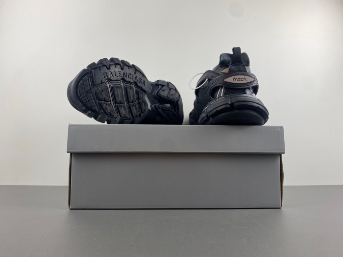 Balenciaga track WTRHW 1090