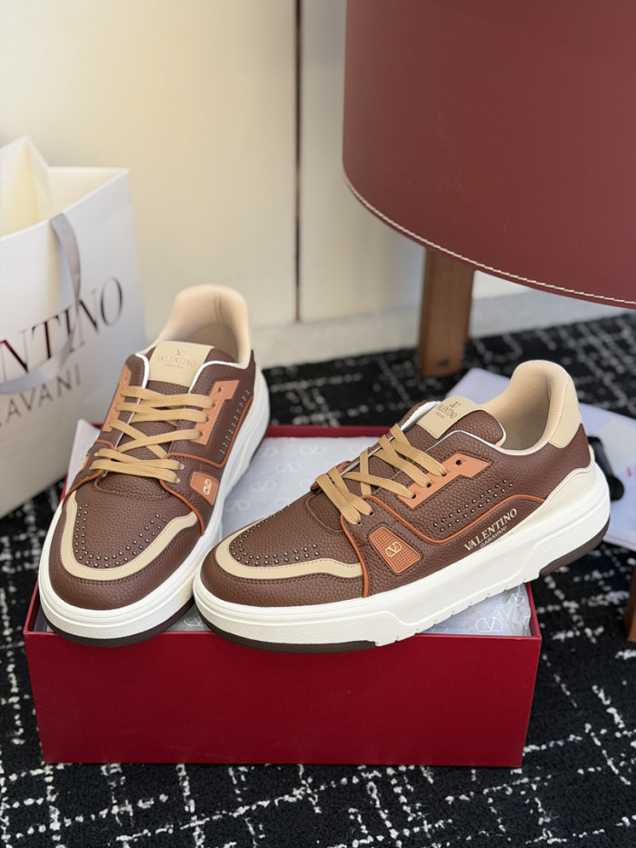 Va1e*ntin0 SNEAKERS VT052