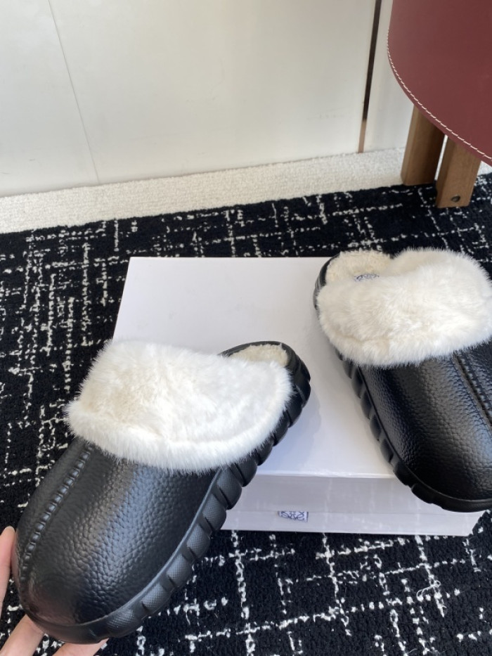 L0EWE Sandal LWS11