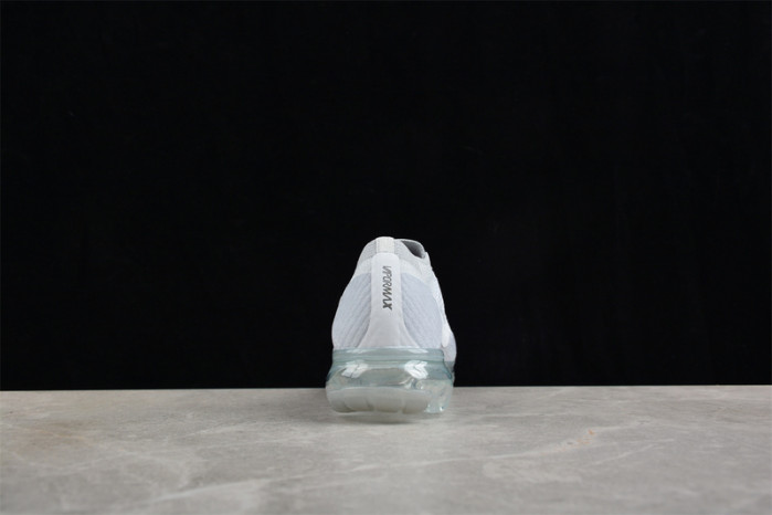 Nike Air VaporMax Triple White 849558-100