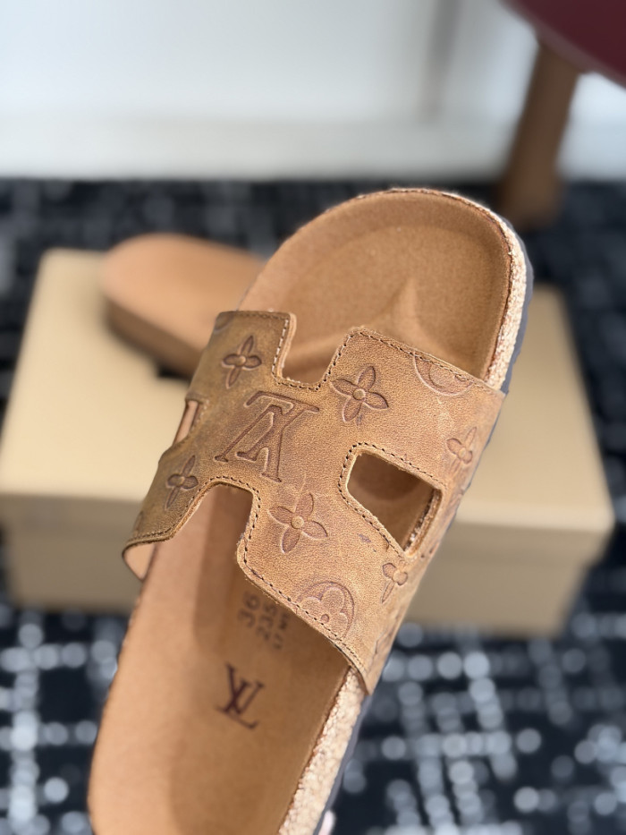 L&V sandal 262