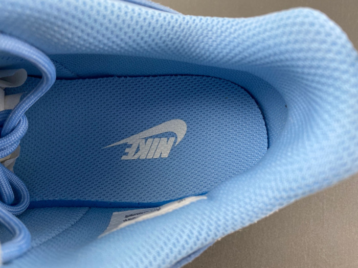 Nike Zoom Field Jaxx SP Travis Scott HQ3072-400