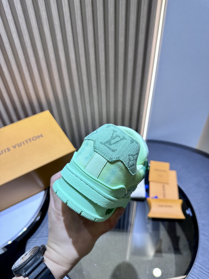 LV snekaers L0000354