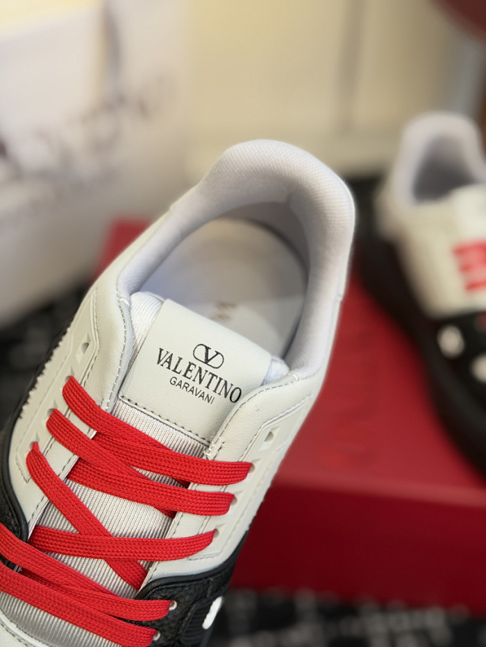 Va1e*ntin0 SNEAKERS VT053