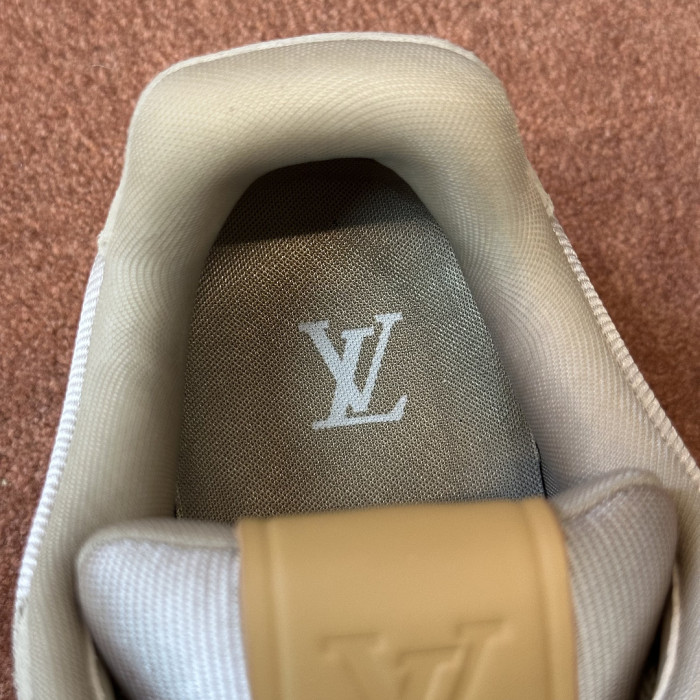 LV snekaers L0000807