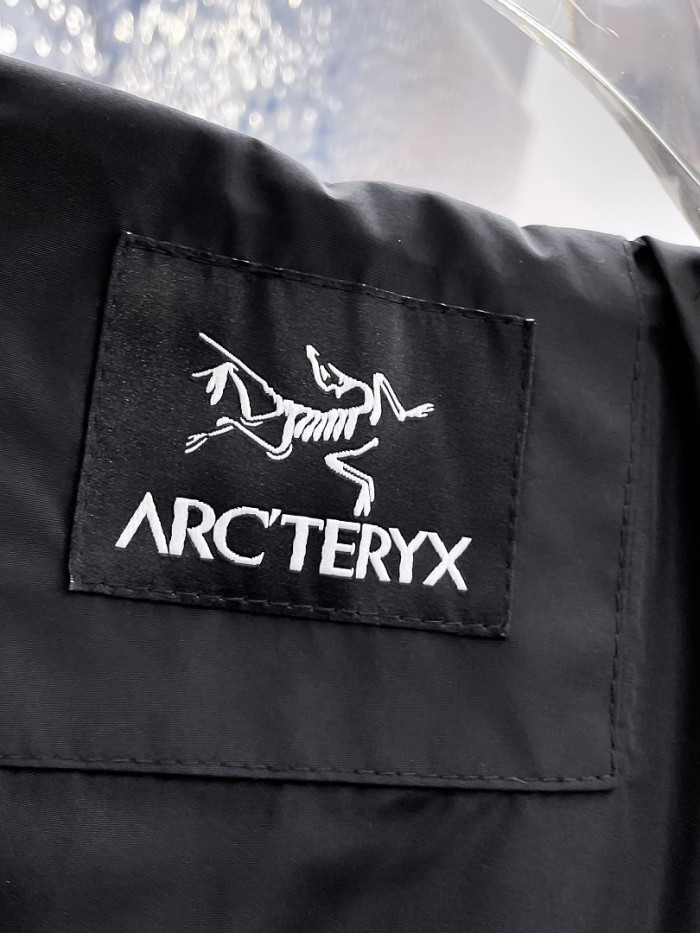 ARCTERYX JACKET AX11