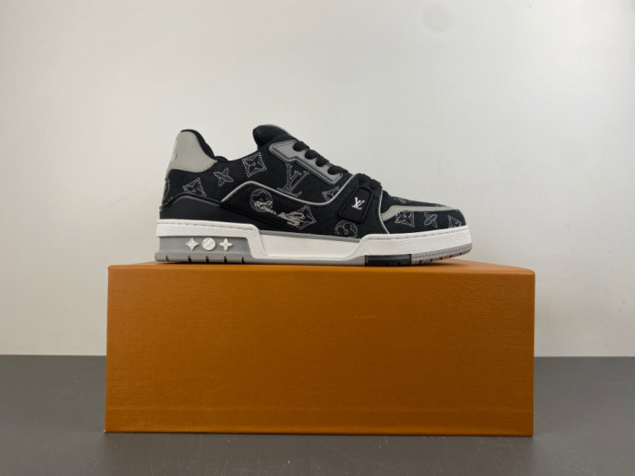 LV snekaers L0000756