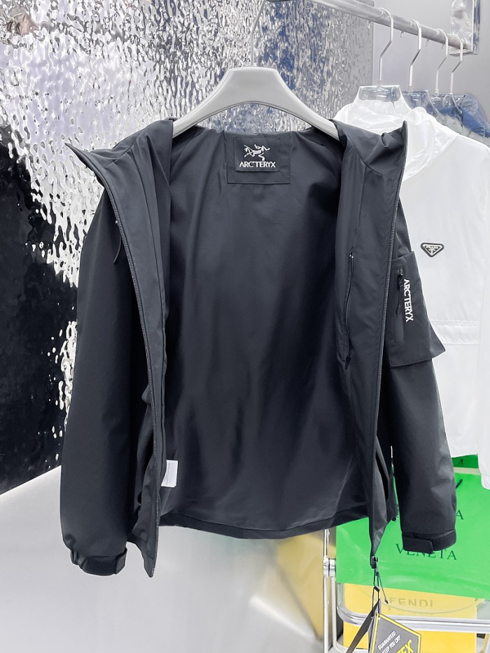 ARCTERYX JACKET AX10