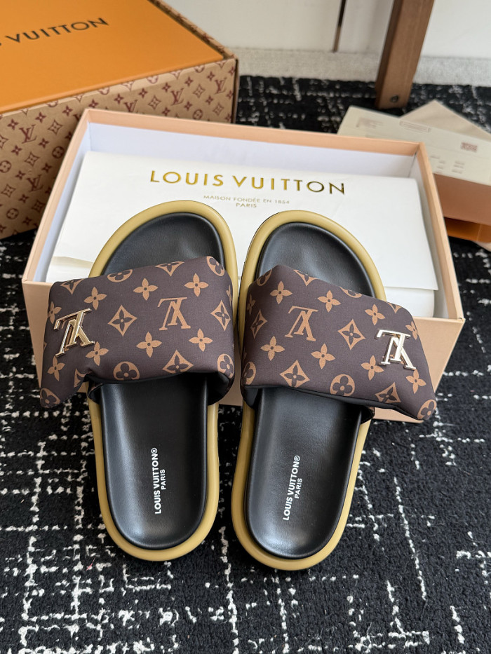 L&V sandal 269